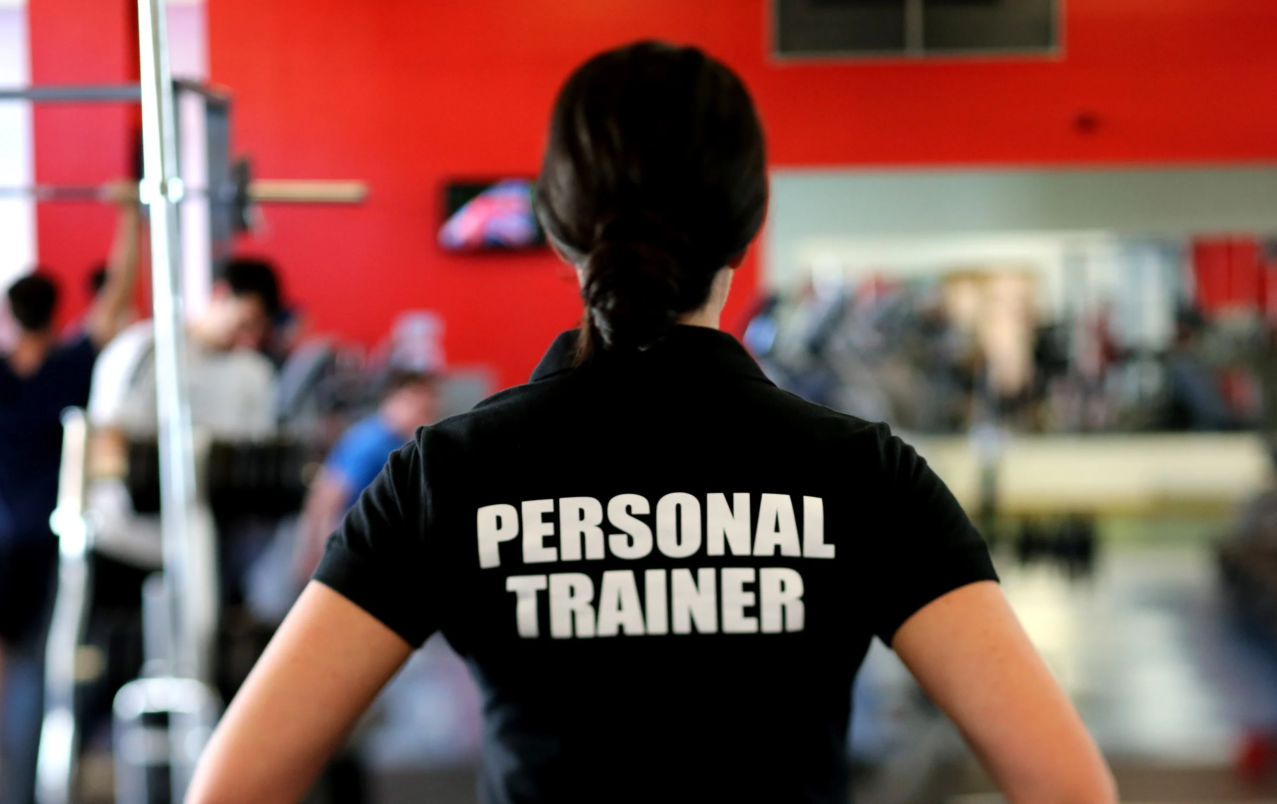 Female personal trainer in Sharjah what you get and what it costs